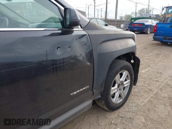 2011 GMC Terrain SLE-1 z VIN 2CTALMEC1B6228125, wystawiony jako IAAI lot #42112756 z przebiegiem 188 457 mil mil oraz . Historia ofert i sprzedaży dostępna na DreamBid. Obrazek 13.
