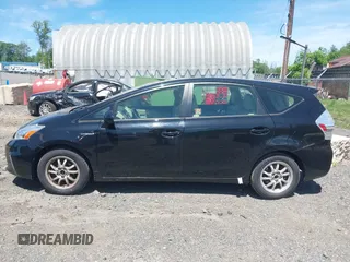 2014 Toyota Prius Two с VIN JTDZN3EUXE3337643, выставлен на аукционе IAAI как лот 42319705 с пробегом 106 813 миль миль и . История ставок и продаж доступна на DreamBid. Изображение 14.