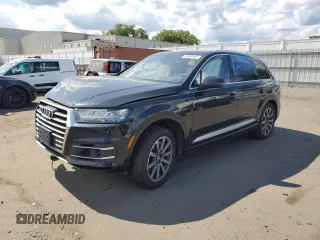 2017 Audi Q7 Premium Plus z VIN WA1LAAF76HD050565, wystawiony jako Copart lot #63939465 z przebiegiem Nie podano mil oraz Szkoda całkowita • Salvage title. Historia ofert i sprzedaży dostępna na DreamBid. Obrazek 1.