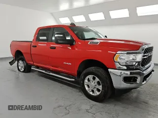 2024 Ram 2500 Big Horn with VIN 3C6UR5DJ9RG412716, listed as a Copart auction lot 62608565 with 9,556 mi miles and Clean title. Bid and sale history available at DreamBid. Image 4.