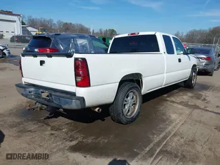 2006 Chevrolet Silverado 1500 LT1 with VIN 1GCEC19Z66E241982, listed as a IAAI auction lot 41498097 with 102,462 mi miles. Bid and sale history available at carsss.com. Image 4.