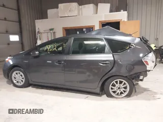2014 Toyota Prius Two with VIN JTDZN3EUXEJ009120, listed as a IAAI auction lot 41951922 with 158,764 mi miles and . Bid and sale history available at DreamBid. Image 15.