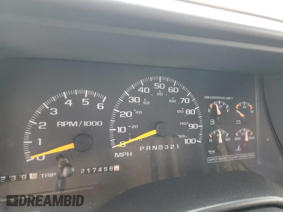 1998 Chevrolet Tahoe z VIN 3GNEK18R4WG128424, wystawiony jako Copart lot #79684984 z przebiegiem 217 456 mil mil oraz Szkoda całkowita • Salvage title. Historia ofert i sprzedaży dostępna na DreamBid. Obrazek 9.