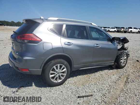 2017 Nissan Rogue SV z VIN KNMAT2MT2HP560262, wystawiony jako Copart lot #54861885 z przebiegiem 109 604 mil mil oraz Szkoda całkowita • Salvage title. Historia ofert i sprzedaży dostępna na DreamBid. Obrazek 3.