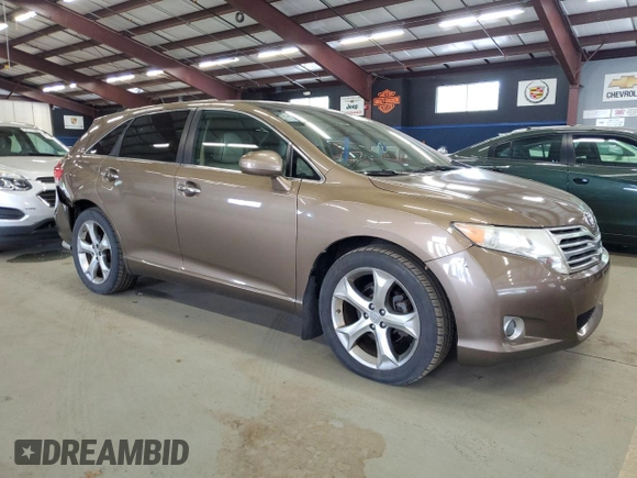2010 Toyota Venza z VIN 4T3BK3BB7AU028510, wystawiony jako Copart lot #57777535 z przebiegiem 180 343 mil mil oraz Czysty tytuł • Clean title. Historia ofert i sprzedaży dostępna na DreamBid. Obrazek 4.