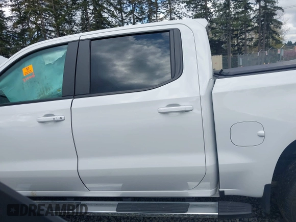 2024 Chevrolet Silverado 1500 RST with VIN 2GCUDEED4R1184536, listed as a IAAI auction lot 41924864 with 16,198 mi miles. Bid and sale history available at carsss.com. Image 14.