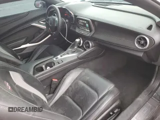 2016 Chevrolet Camaro 2SS z VIN 1G1FH1R74G0180482, wystawiony jako Copart lot #55686085 z przebiegiem 63 803 mil mil oraz Szkoda całkowita • Salvage title. Historia ofert i sprzedaży dostępna na DreamBid. Obrazek 8.