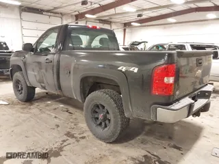 2011 Chevrolet Silverado 1500 Work Truck with VIN 1GCNKPEX7BZ400280, listed as a IAAI auction lot 41385735 with 128,218 mi miles. Bid and sale history available at carsss.com. Image 3.