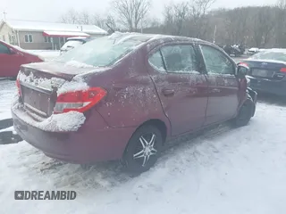 2017 Mitsubishi Mirage ES z VIN ML32F3FJ5HHF18679, wystawiony jako IAAI lot #41285281 z przebiegiem 50 495 mil mil oraz . Historia ofert i sprzedaży dostępna na DreamBid. Obrazek 4.