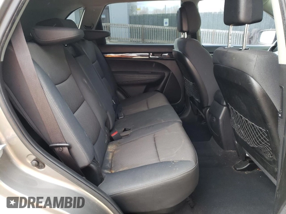 2012 Kia Sorento LX with VIN 5XYKTDA28CG285164, listed as a Copart auction lot 47848685 with 118,137 mi miles and Clean Title. Bid and sale history available at carsss.com. Image 11.