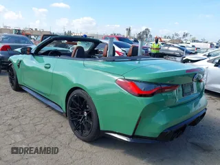 2023 BMW M4 Competition xDrive с VIN WBS33BA01PCM29504, выставлен на аукционе IAAI как лот 41914359 с пробегом 17 618 миль миль и . История ставок и продаж доступна на DreamBid. Изображение 3.