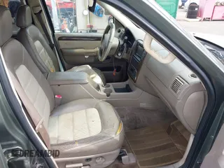 2002 Ford Explorer Eddie Bauer с VIN 1FMDU74E02ZB39477, выставлен на аукционе IAAI как лот 42583278 с пробегом Не указан миль и . История ставок и продаж доступна на DreamBid. Изображение 5.