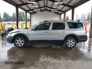 2006 Volvo XC70 with VIN YV4SZ592X61210458, listed as a IAAI auction lot 41663456 with 179,475 mi miles. Bid and sale history available at carsss.com. Image 14.