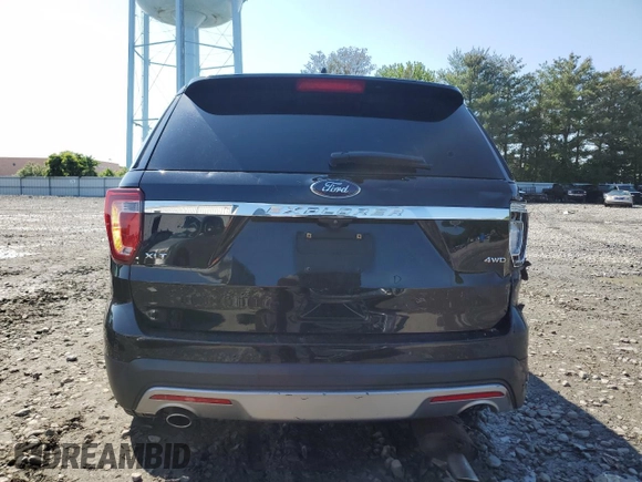 2017 Ford Explorer XLT with VIN 1FM5K8D82HGC17014, listed as a Copart auction lot 60517145 with 110,254 mi miles and Salvage title. Bid and sale history available at DreamBid. Image 6.