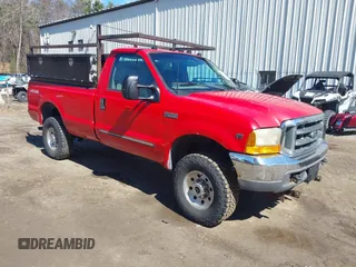 1999 Ford Super Duty F-250 XL with VIN 1FTNF21LXXEE17017, listed as a IAAI auction lot 41899851 with 115,353 mi miles. Bid and sale history available at carsss.com. Image 1.