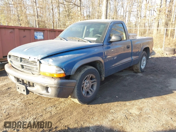 2002 Dodge Dakota with VIN 1B7FL16X92S663618, listed as a IAAI auction lot 41441241 with 314,122 mi miles and . Bid and sale history available at carsss.com. Image 2.