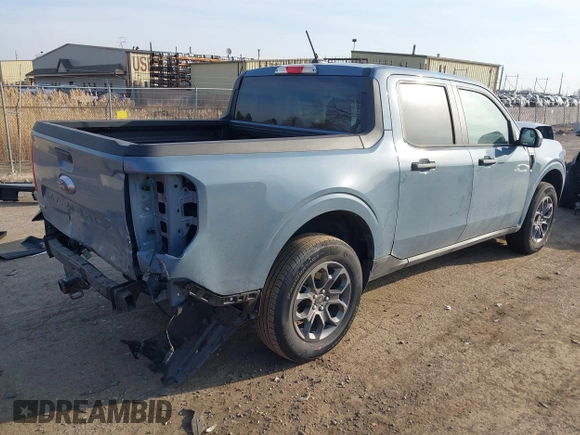2024 Ford Maverick XLT with VIN 3FTTW8H37RRA14578, listed as a IAAI auction lot 41793702 with 23,560 mi miles and . Bid and sale history available at carsss.com. Image 4.