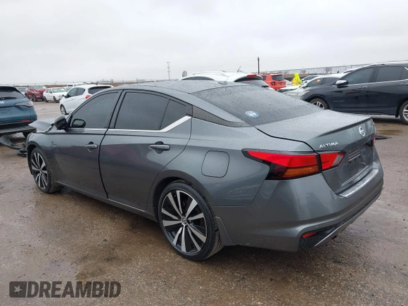 2020 Nissan Altima SR z VIN 1N4BL4CV2LN317368, wystawiony jako IAAI lot #41535712 z przebiegiem 52 323 mil mil oraz . Historia ofert i sprzedaży dostępna na DreamBid. Obrazek 3.