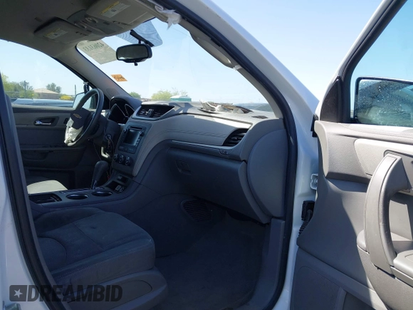 2017 Chevrolet Traverse LS with VIN 1GNKRFED1HJ350439, listed as a IAAI auction lot 42063133 with 129,574 mi miles. Bid and sale history available at carsss.com. Image 5.