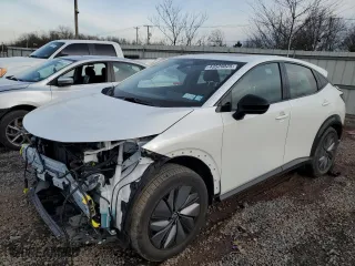 2024 Nissan ARIYA ENGAGE+ with VIN JN1DF0BBXRM732837, listed as a Copart auction lot 43520025 with 2,733 mi miles and Salvage Title. Bid and sale history available at carsss.com. Image 1.