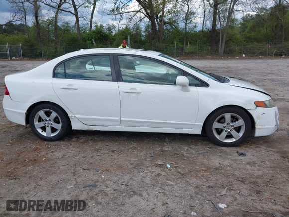 2008 Honda Civic EX-L z VIN 2HGFA169X8H524462, wystawiony jako IAAI lot #42026092 z przebiegiem 150 736 mil mil oraz . Historia ofert i sprzedaży dostępna na DreamBid. Obrazek 13.