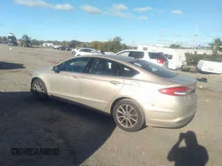 2017 Ford Fusion SE with VIN 3FA6P0HD9HR249590, listed as a IAAI auction lot 40561452 with 161,198 mi miles. Bid and sale history available at carsss.com. Image 3.