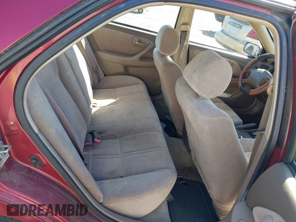 1998 Toyota Camry LE z VIN 4T1BG22K9WU367829, wystawiony jako IAAI lot #41820041 z przebiegiem 226 699 mil mil oraz . Historia ofert i sprzedaży dostępna na DreamBid. Obrazek 8.