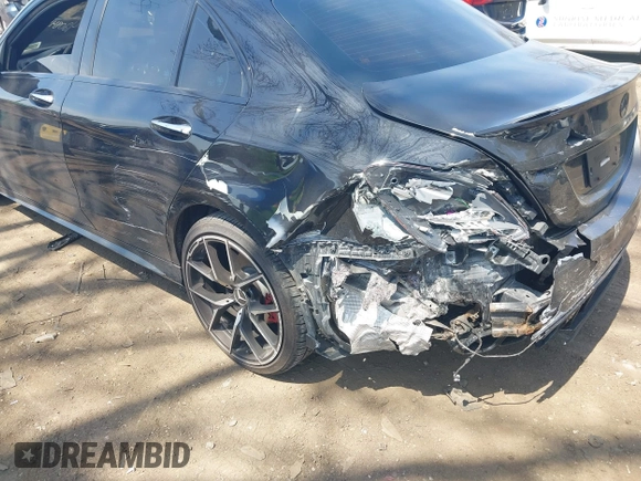 2018 Mercedes-Benz C 300 with VIN WDDWF4KB1JR415538, listed as a IAAI auction lot 42084148 with 84,265 mi miles and . Bid and sale history available at DreamBid. Image 6.