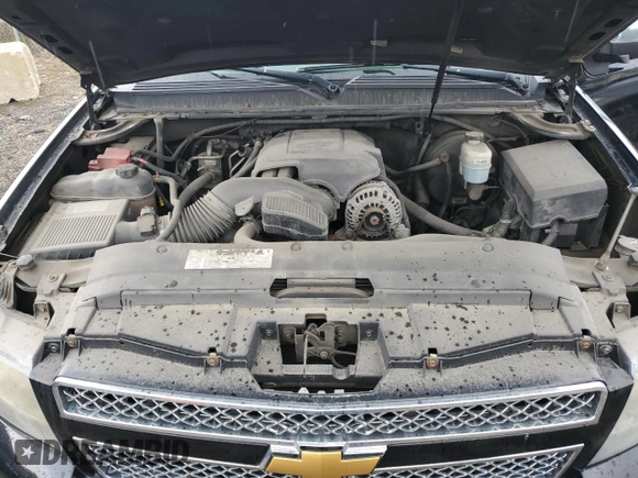 2010 Chevrolet Tahoe LTZ with VIN 1GNUKCE05AR164175, listed as a Copart auction lot 57223295 with 423,010 mi miles and Salvage title. Bid and sale history available at DreamBid. Image 12.