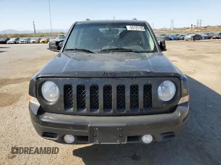 2014 Jeep Patriot Sport z VIN 1C4NJPBA1ED819407, wystawiony jako Copart lot #63123155 z przebiegiem 170 003 mil mil oraz Czysty tytuł • Clean title. Historia ofert i sprzedaży dostępna na DreamBid. Obrazek 5.