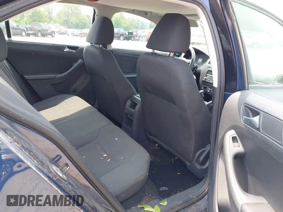 2014 Volkswagen Jetta S with VIN 3VW2K7AJ8EM238845, listed as a IAAI auction lot 42435332 with 131,088 mi miles and . Bid and sale history available at DreamBid. Image 8.