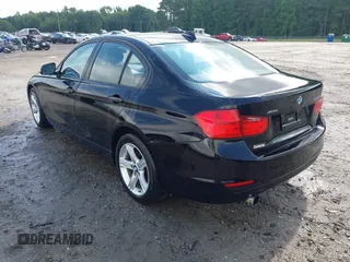 2013 BMW 3 Series 320i xDrive with VIN WBA3C3C52DF979114, listed as a IAAI auction lot 42439598 with 111,458 mi miles and . Bid and sale history available at DreamBid. Image 3.