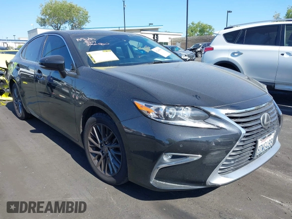 2018 Lexus ES 350 z VIN 58ABK1GGXJU098576, wystawiony jako IAAI lot #42268560 z przebiegiem 116 378 mil mil oraz . Historia ofert i sprzedaży dostępna na DreamBid. Obrazek 1.