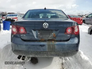 2010 Volkswagen Jetta z VIN 3VWHX7AJ3AM134849, wystawiony jako Copart lot #44730325 z przebiegiem 316 740 mil mil oraz Czysty tytuł • Clean title. Historia ofert i sprzedaży dostępna na DreamBid. Obrazek 6.