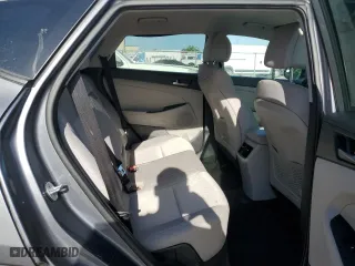 2017 Hyundai Tucson Value with VIN KM8J33A25HU401072, listed as a Copart auction lot 53973115 with 138,204 mi miles and Salvage Title. Bid and sale history available at carsss.com. Image 11.