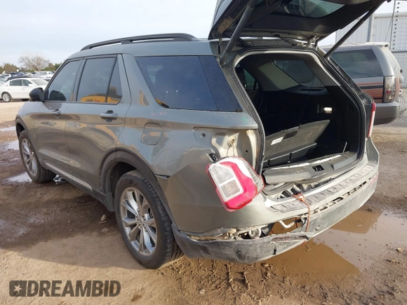 2020 Ford Explorer XLT with VIN 1FMSK8DHXLGC45686, listed as a IAAI auction lot 41767725 with 51,226 mi miles and . Bid and sale history available at DreamBid. Image 3.
