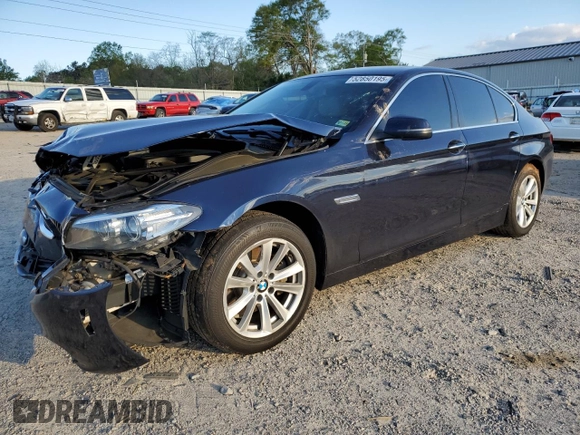 2015 BMW 5 Series 528i xDrive with VIN WBA5A7C58FG143147, listed as a Copart auction lot 52850195 with 130,528 mi miles and Salvage Title. Bid and sale history available at carsss.com. Image 1.