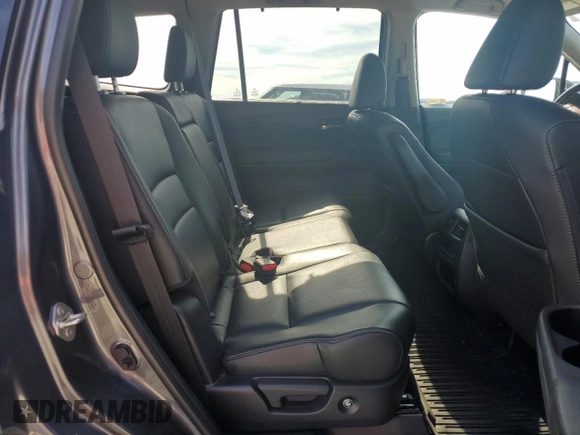 2019 Honda Pilot EX-L with VIN 5FNYF5H50KB034846, listed as a Copart auction lot 63022845 with 56,241 mi miles and Salvage title. Bid and sale history available at DreamBid. Image 11.