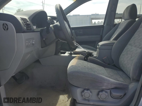 2005 Kia Sorento LX with VIN KNDJD733555463706, listed as a Copart auction lot 53953475 with 86,187 mi miles and Salvage Title. Bid and sale history available at carsss.com. Image 7.