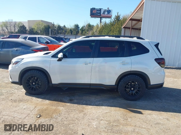 2019 Subaru Forester Premium with VIN JF2SKAGC8KH584520, listed as a IAAI auction lot 41805460 with 55,064 mi miles. Bid and sale history available at carsss.com. Image 14.