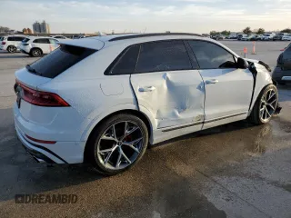 2023 Audi SQ8 Prestige z VIN WA1CWBF19PD032501, wystawiony jako Copart lot #38071214 z przebiegiem 4678 mil mil oraz . Historia ofert i sprzedaży dostępna na DreamBid. Obrazek 3.