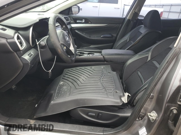 2016 Nissan Maxima SV with VIN 1N4AA6AP2GC396088, listed as a Copart auction lot 52641085 with Not Provided miles and Salvage Title. Bid and sale history available at DreamBid. Image 7.