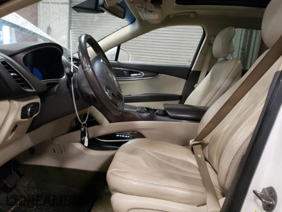 2016 Lincoln MKX Reserve z VIN 2LMTJ8LR2GBL52072, wystawiony jako Copart lot #55481815 z przebiegiem 121 792 mil mil oraz Czysty tytuł • Clean title. Historia ofert i sprzedaży dostępna na DreamBid. Obrazek 7.