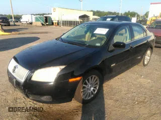 2008 Mercury Milan Premier with VIN 3MEHM081X8R608848, listed as a IAAI auction lot 42804879 with Not provided miles and . Bid and sale history available at DreamBid. Image 2.