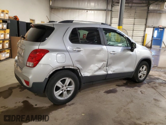 2020 Chevrolet Trax LS with VIN 3GNCJKSB9LL218067, listed as a Copart auction lot 63389735 with 32,555 mi miles and Salvage title. Bid and sale history available at DreamBid. Image 3.