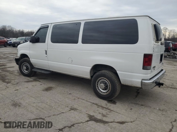 2008 Ford Econoline Passenger XL with VIN 1FBNE31L48DA80204, listed as a Copart auction lot 43873375 with 181,378 mi miles and Salvage Title. Bid and sale history available at carsss.com. Image 2.