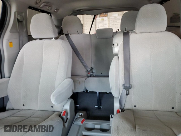 2011 Toyota Sienna LE AAS с VIN 5TDKK3DC3BS041604, выставлен на аукционе Copart как лот 59544695 с пробегом 265 521 миль миль и Списание • Salvage title. История ставок и продаж доступна на DreamBid. Изображение 10.