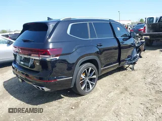 2024 Volkswagen Atlas SEL Premium R-Line z VIN 1V2FR2CAXRC524508, wystawiony jako IAAI lot #41922839 z przebiegiem 53 393 mil mil oraz . Historia ofert i sprzedaży dostępna na DreamBid. Obrazek 4.