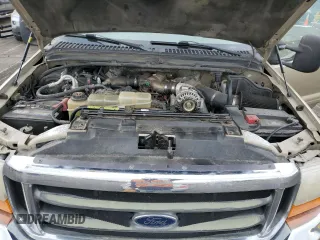 2001 Ford F-350 XL z VIN 1FTSW31F71EB04906, wystawiony jako Copart lot #42333355 z przebiegiem 210 796 mil mil oraz Czysty tytuł • Clean title. Historia ofert i sprzedaży dostępna na DreamBid. Obrazek 11.