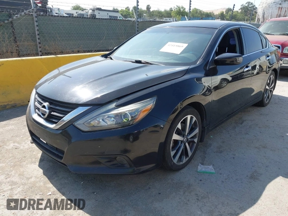 2017 Nissan Altima SV z VIN 1N4AL3AP3HC164982, wystawiony jako IAAI lot #42415869 z przebiegiem 205 081 mil mil oraz . Historia ofert i sprzedaży dostępna na DreamBid. Obrazek 2.